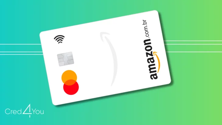 Cartão de crédito Amazon branco com chip, pagamento por aproximação e bandeira Mastercard.