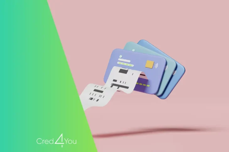 Mãos empilhando moedas com gráfico financeiro sobreposto, ilustrando o uso estratégico de cartão para pagar dívidas, com logotipo Cred4You à esquerda.