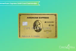 Cartão American Express Gold Card Santander com fundo verde-azulado e logo Cred4You no canto inferior direito.
