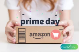 Pessoa segurando caixa de entrega da Amazon destacando evento promocional Prime Day com confetes coloridos e logo do canal Cred4You.