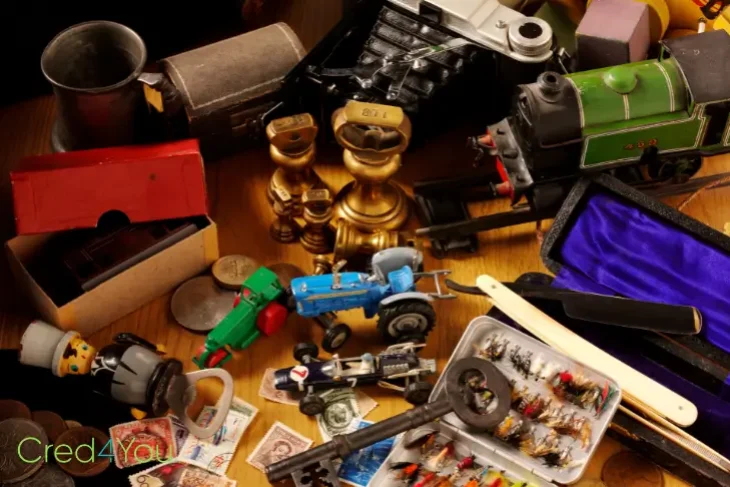 Alte Spielzeuge, Münzen und Briefmarken als Sammlerstücke als Investition.